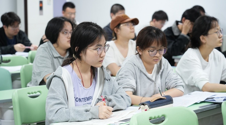 艺考生文化课失利，复读依然可以圆梦理想院校