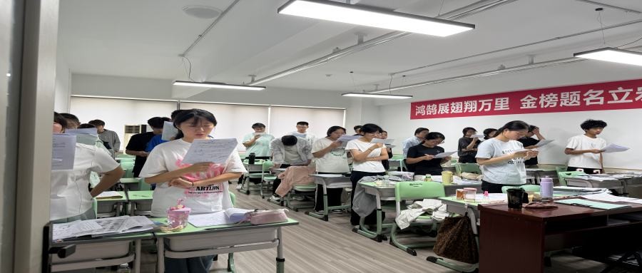 艺考路漫漫，文化课是关键一战——济南晨露学校助力山东艺考生圆梦名校